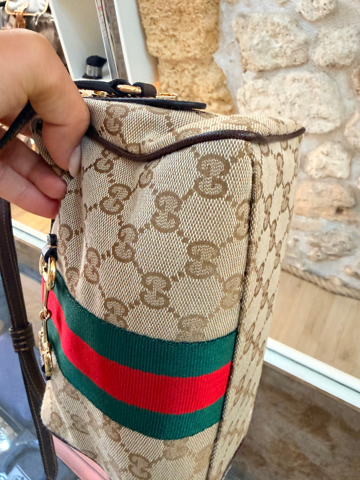 Gucci