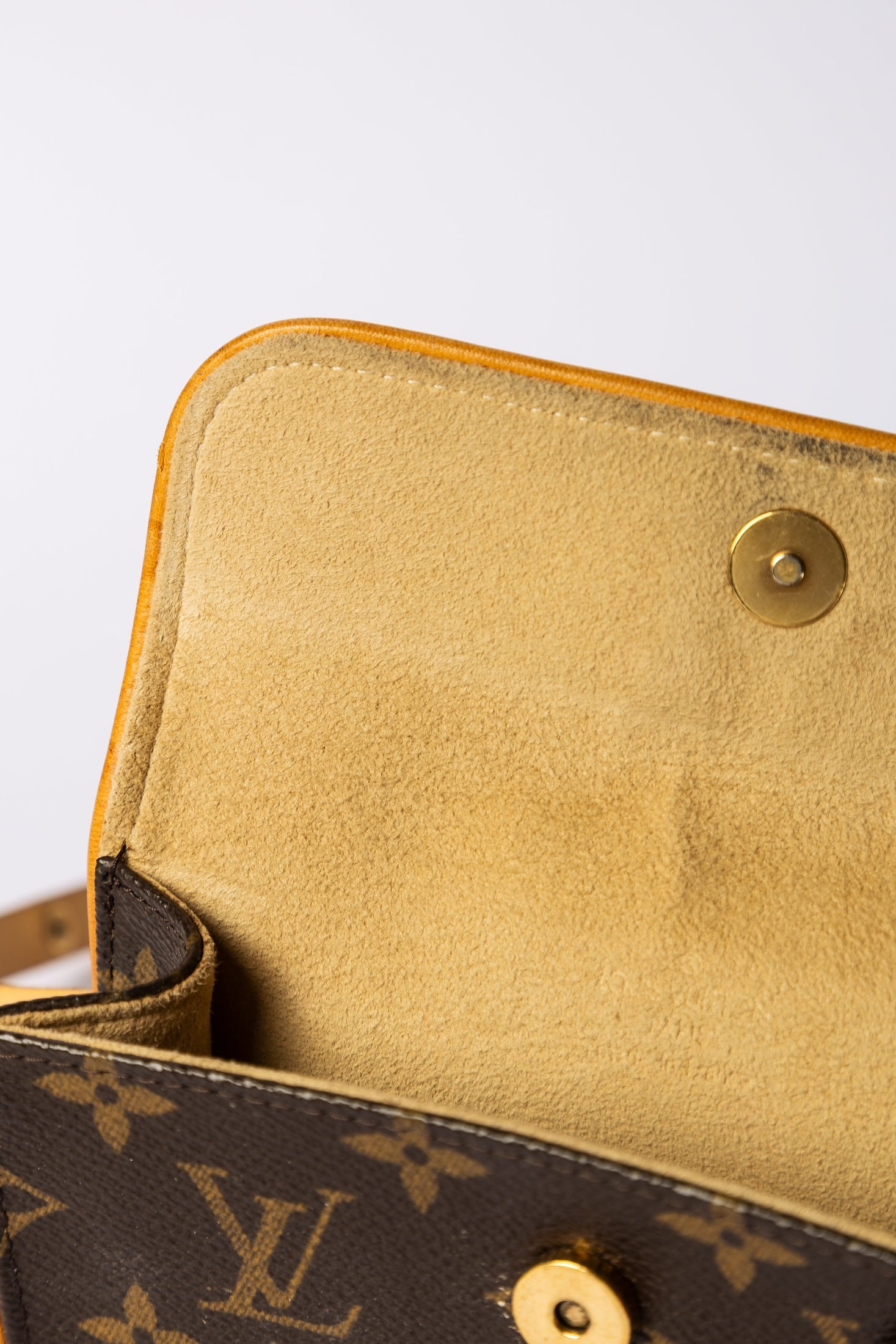 Louis Vuitton Pochette Marly Bandoulière (Monogram Canvas)