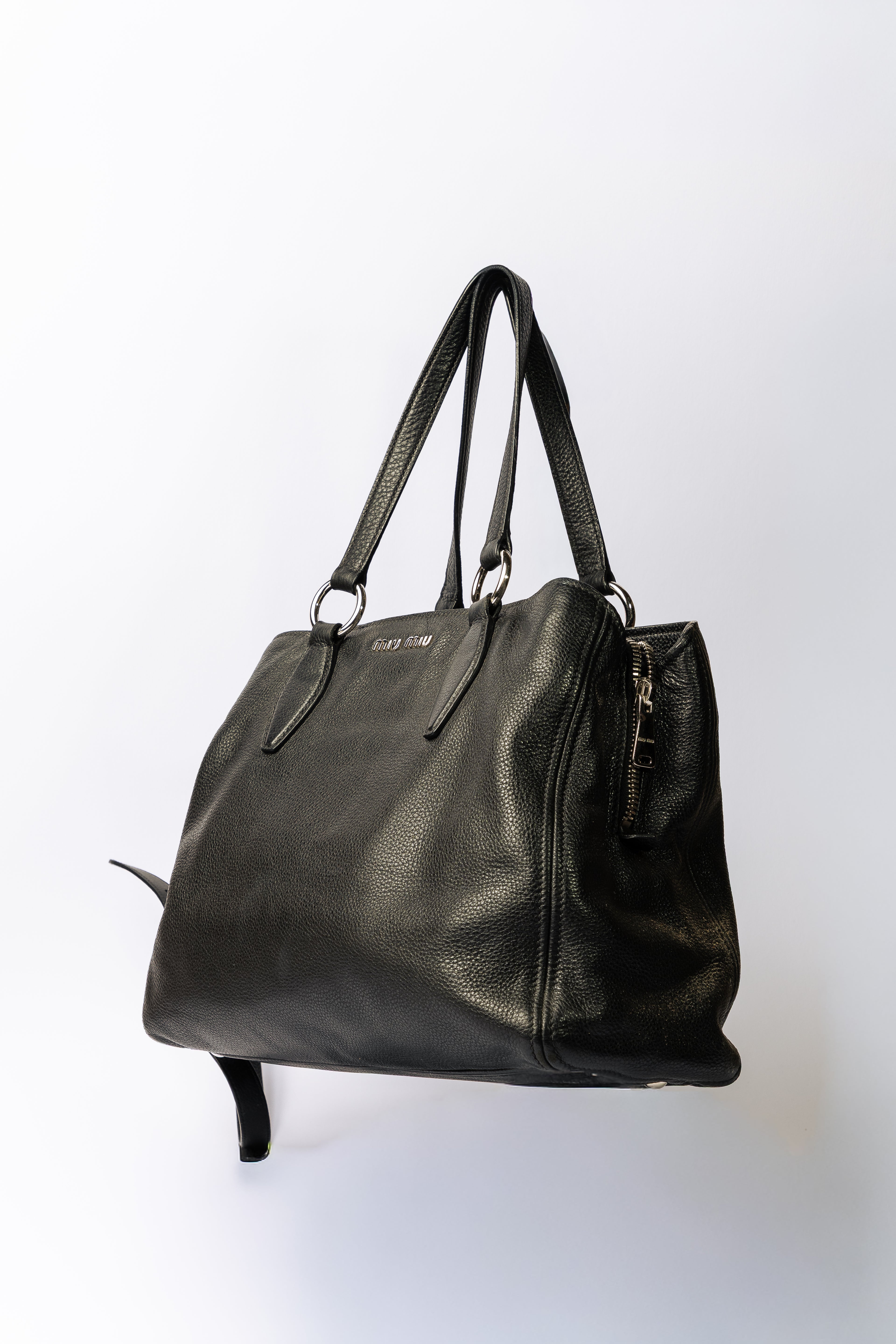 Miu Miu Soft Leather Tote – Nera
