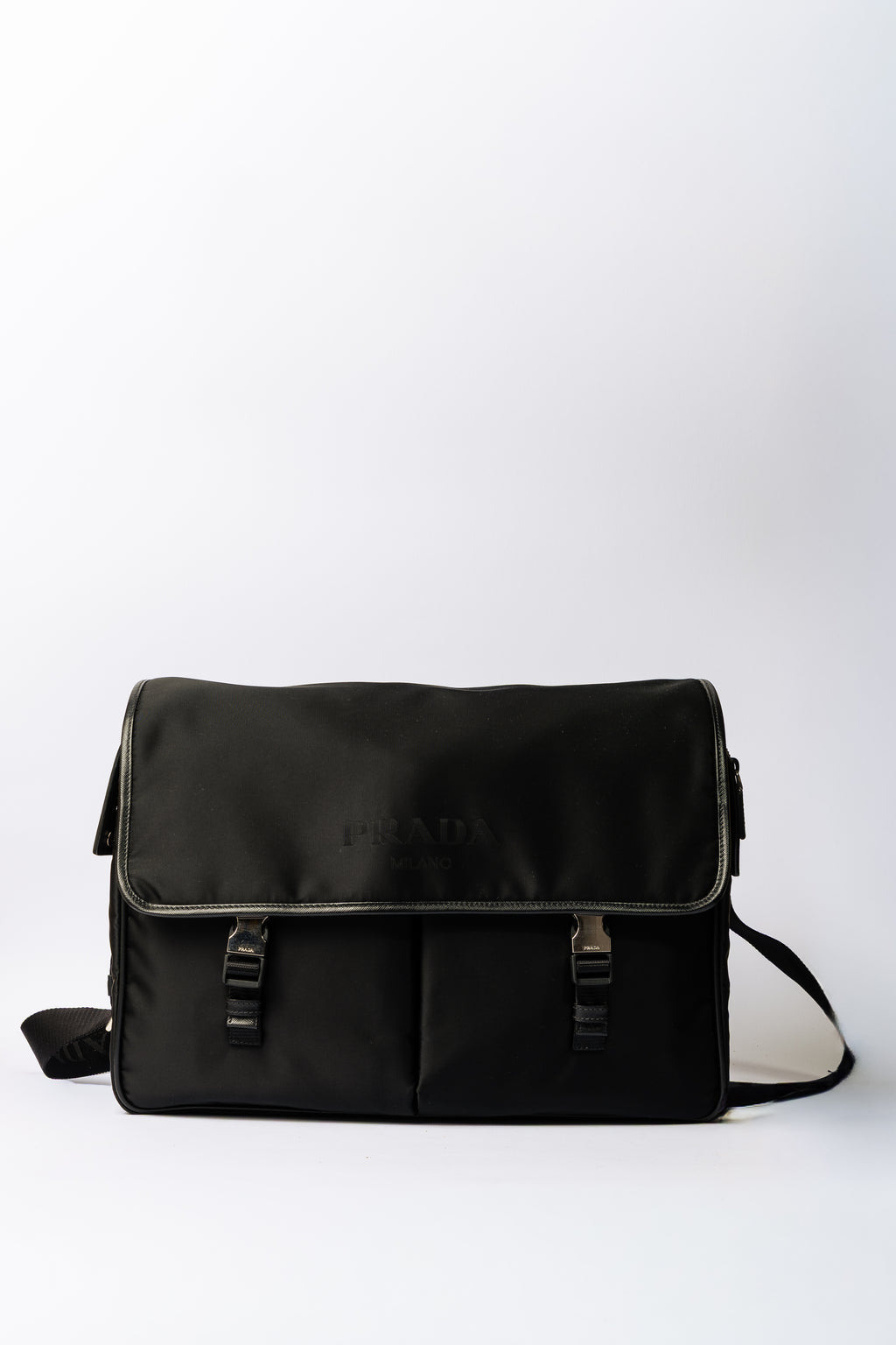 Prada Nylon Messenger Bag – Nero