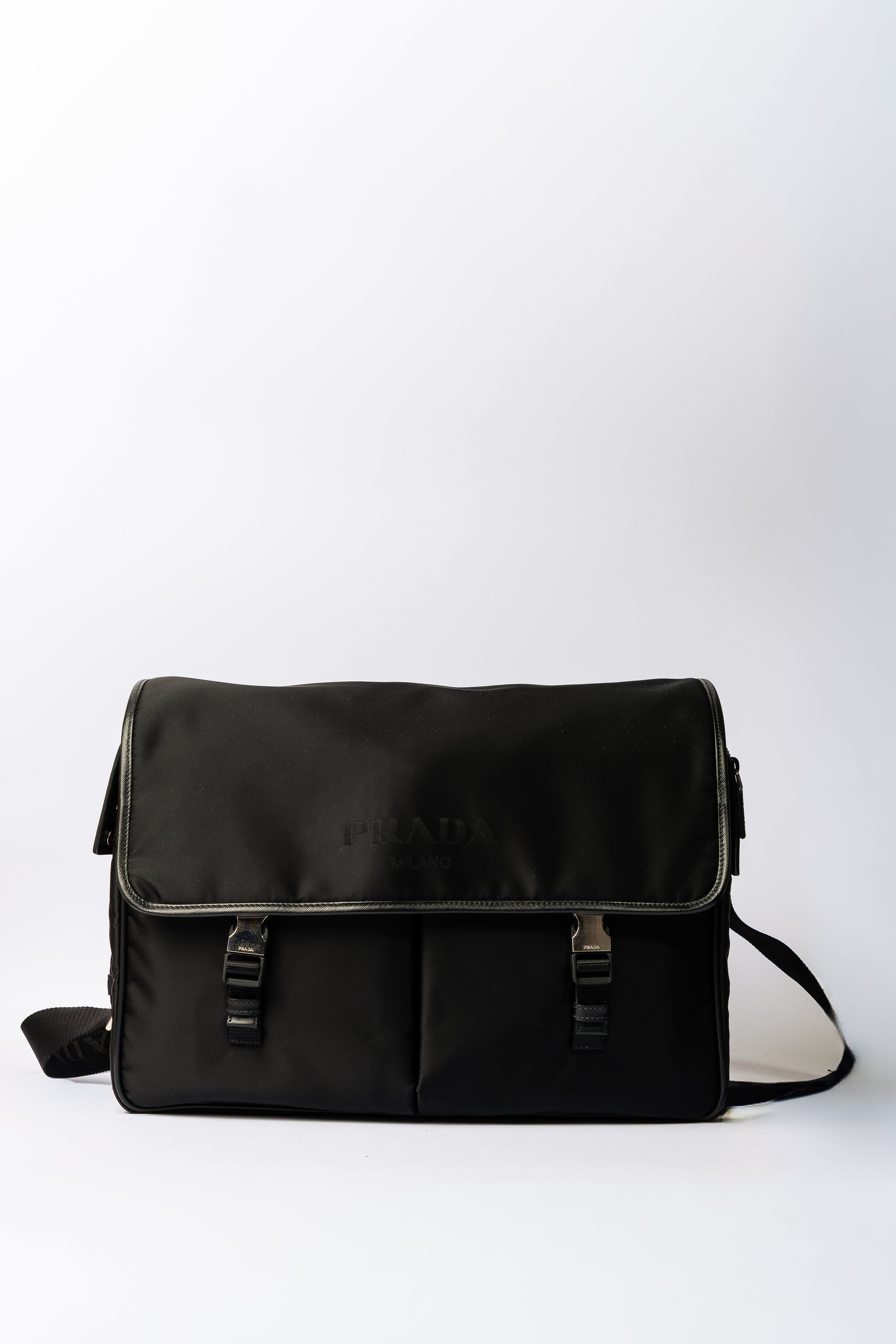 Prada Nylon Messenger Bag – Nero