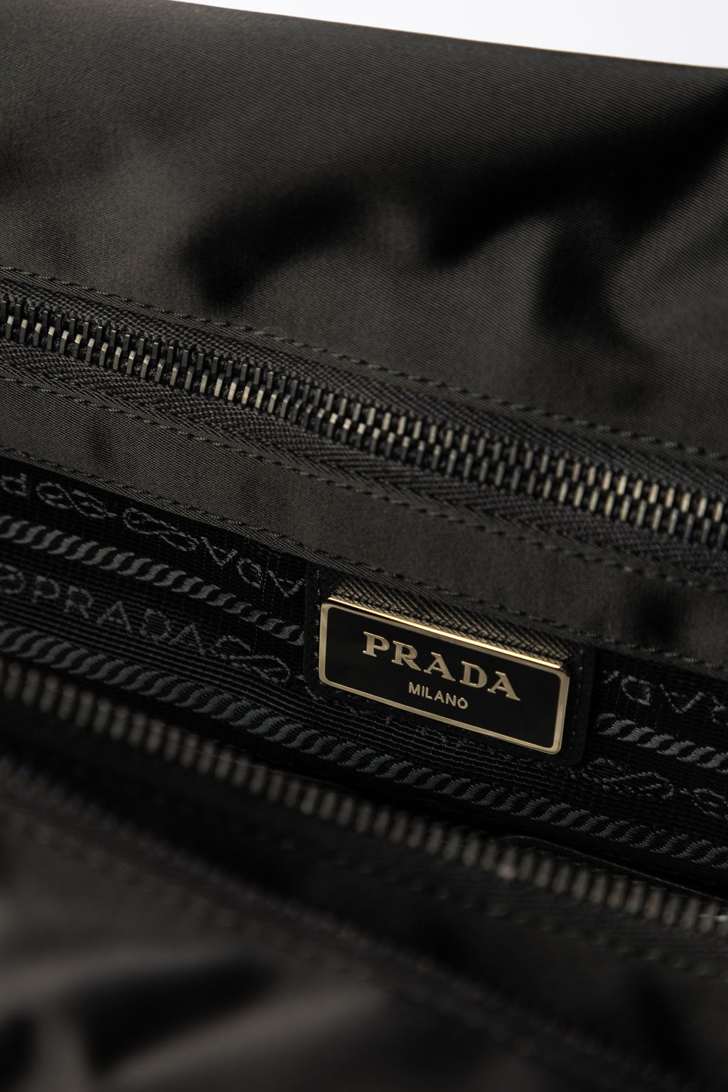 Prada Nylon Messenger Bag – Nero