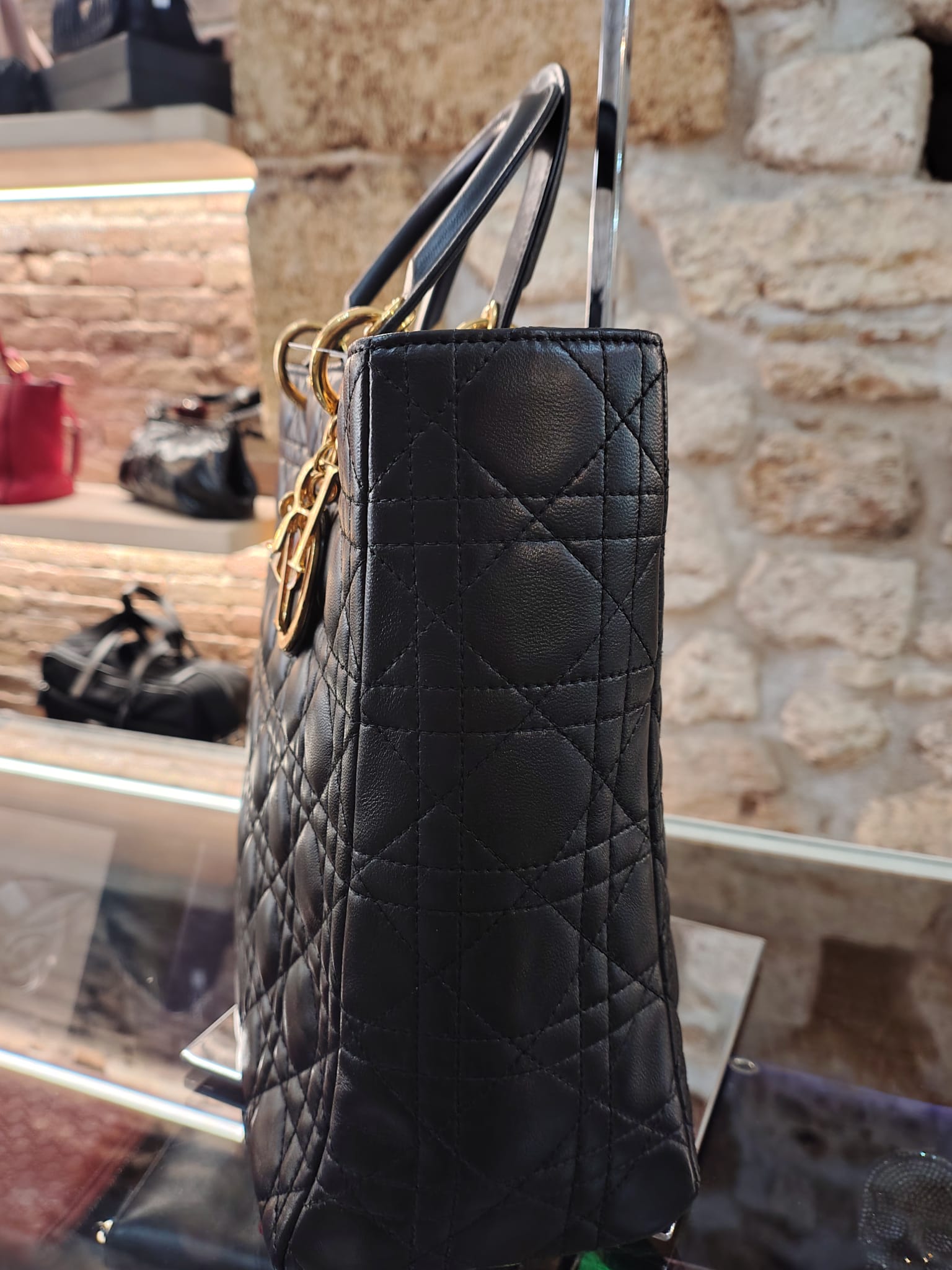 Dior